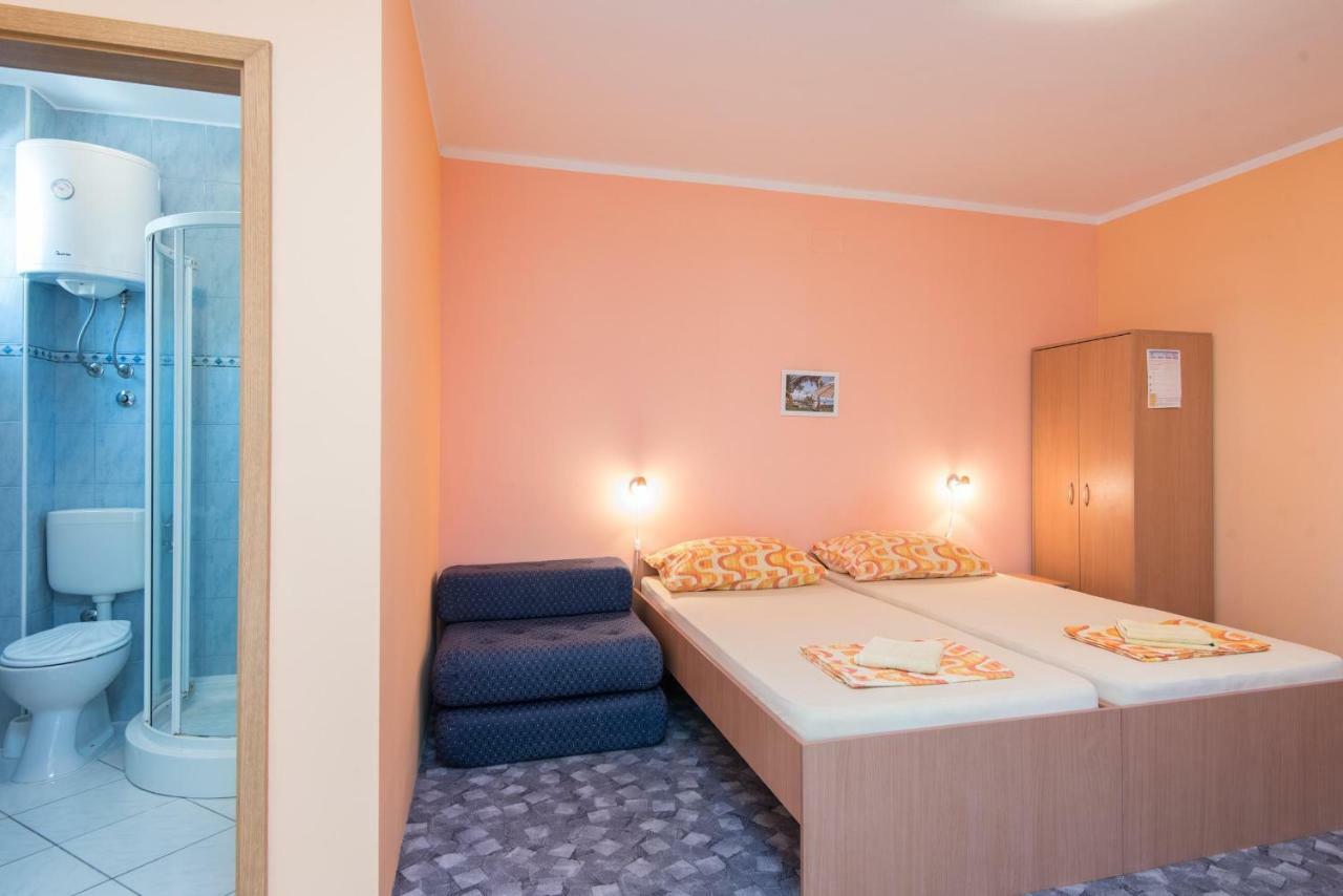 Apartman Lidija *